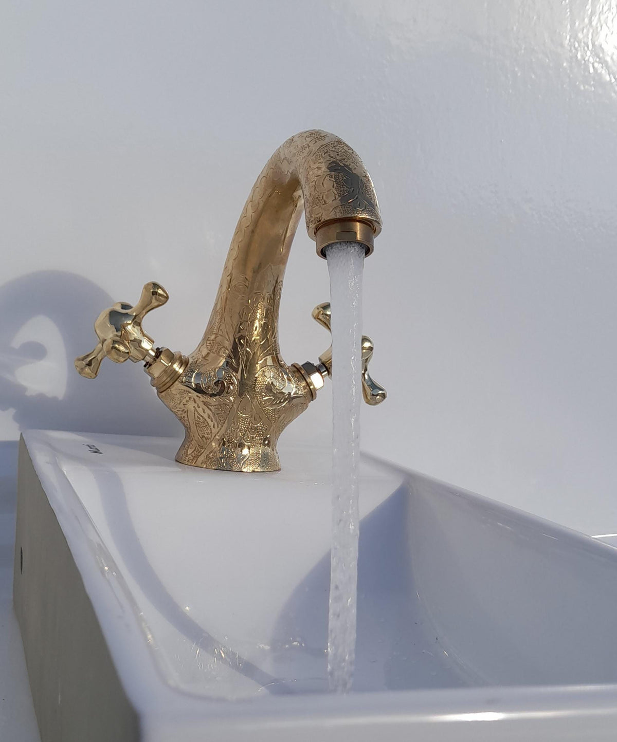 Robinet de lavabo martelé vintage en laiton | Robinet de lavabo classique à poignées