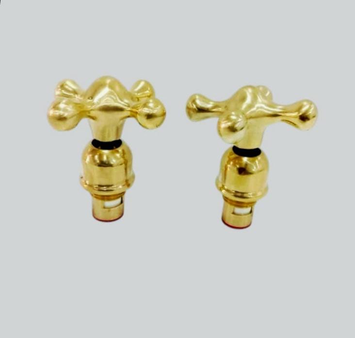 Tête de robinet en croix – lot de 2 -Style ancien – Fabrication artisanale