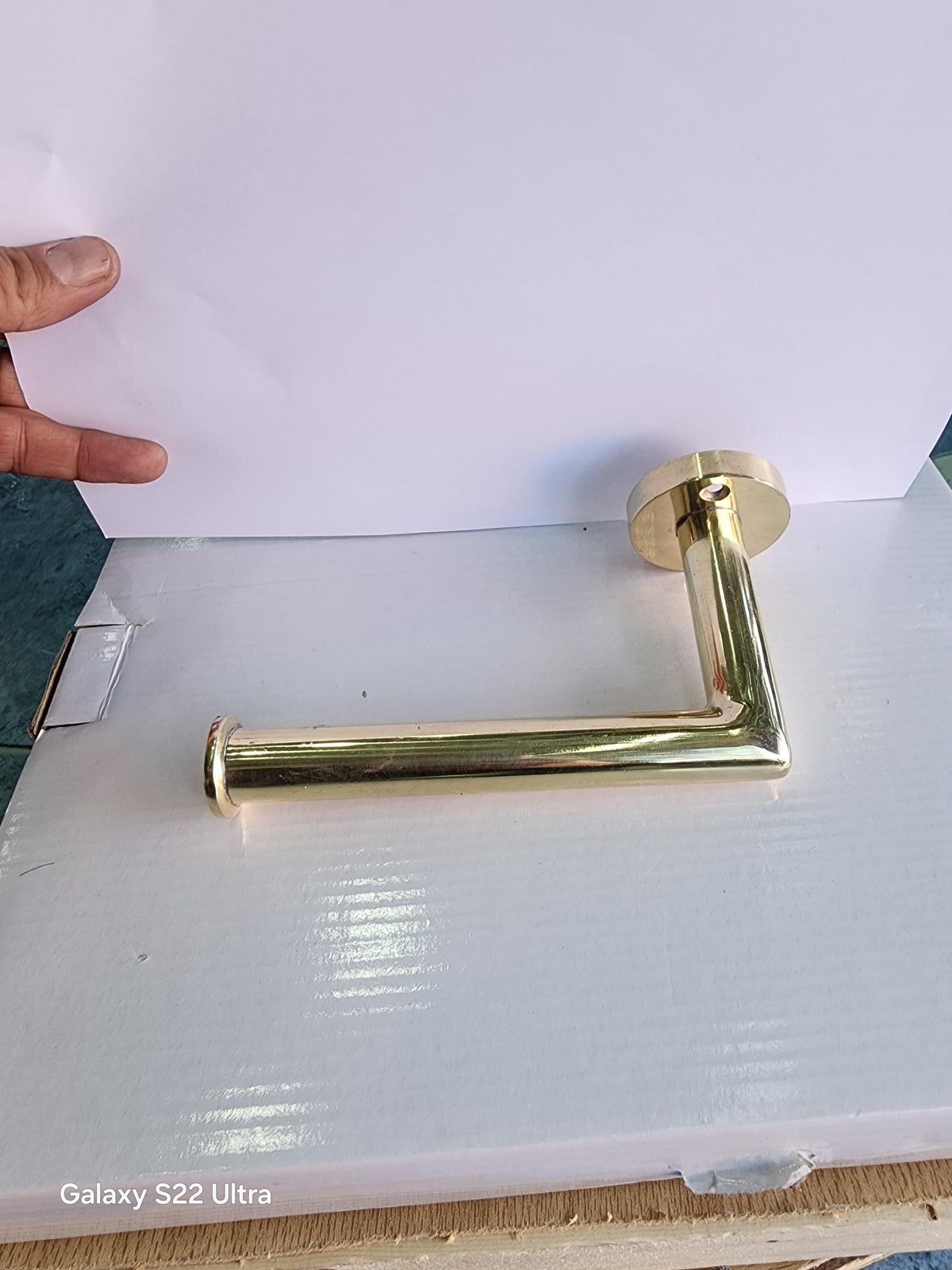 Unlacquered brass toilet paper holder,Luxury brass toilet paper roll holder for modern bathroom decor