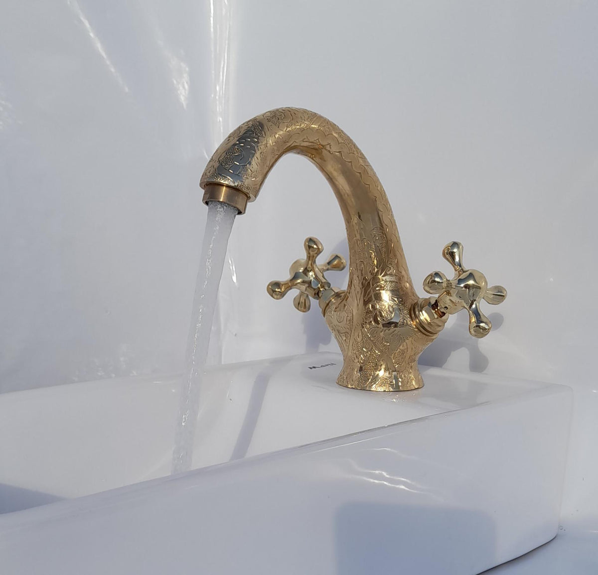 Robinet de lavabo martelé vintage en laiton | Robinet de lavabo classique à poignées