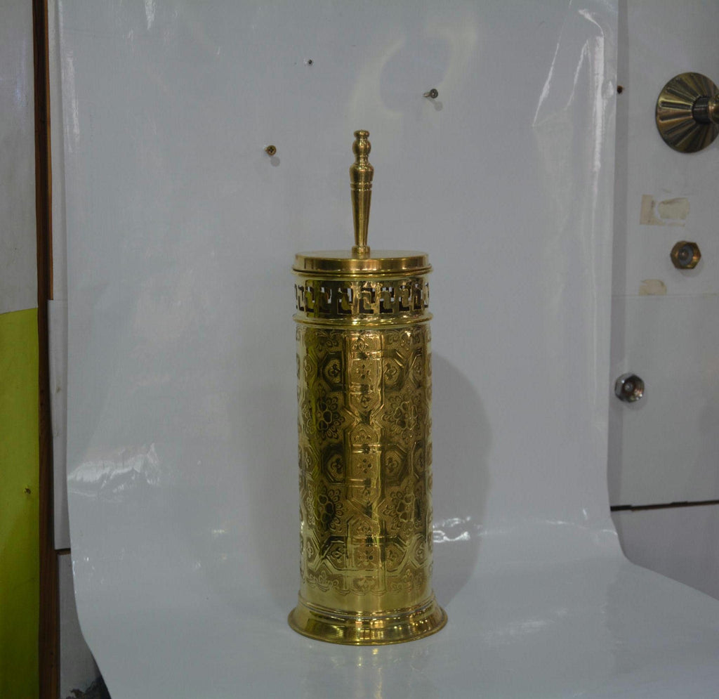 Brosse de toilette en laiton gravée à la main, brosse de toilette en cuivre fabriquée artisanalement au Maroc
