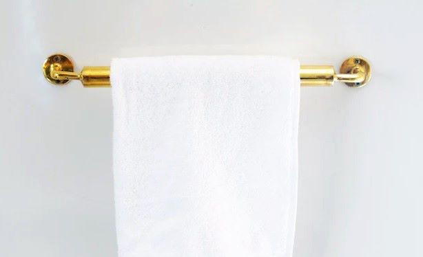 Porte serviette salle de bain en laiton gravé a la main ,barre porte serviette en cuivre gravé