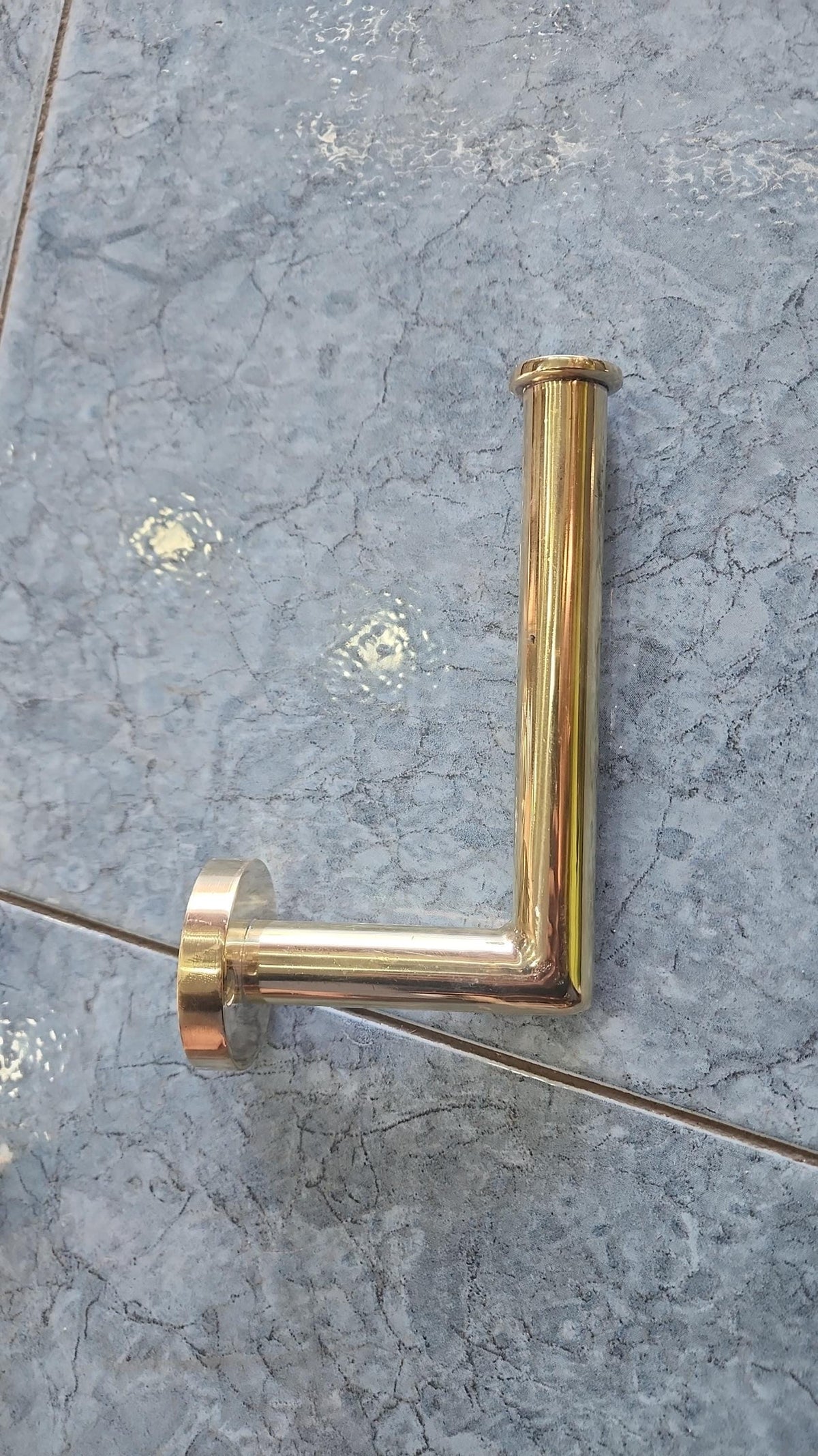 Unlacquered brass toilet paper holder,Luxury brass toilet paper roll holder for modern bathroom decor