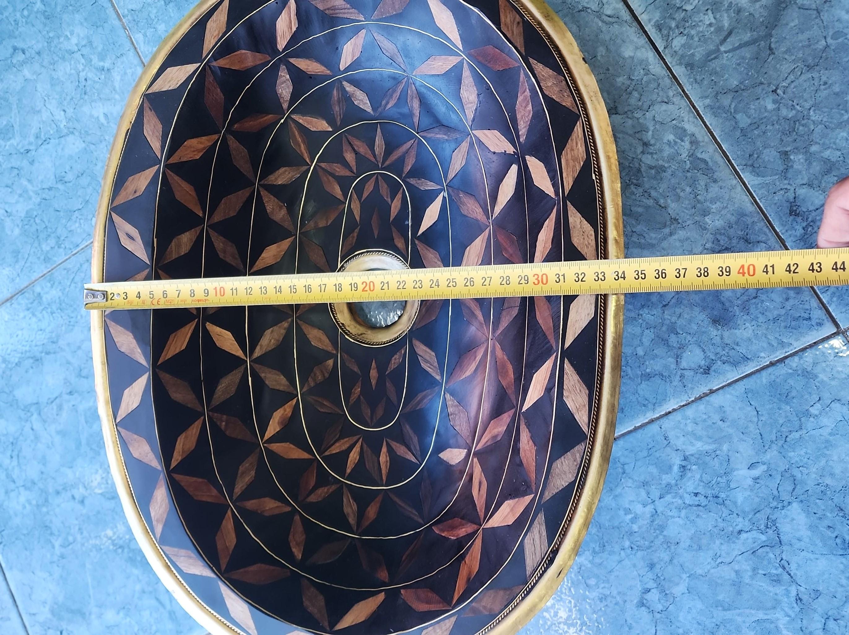 Vasque en laiton marocaine – Vasque à poser en laiton massif et résine – Lavabo artisanal fait main – Salle de bain luxe