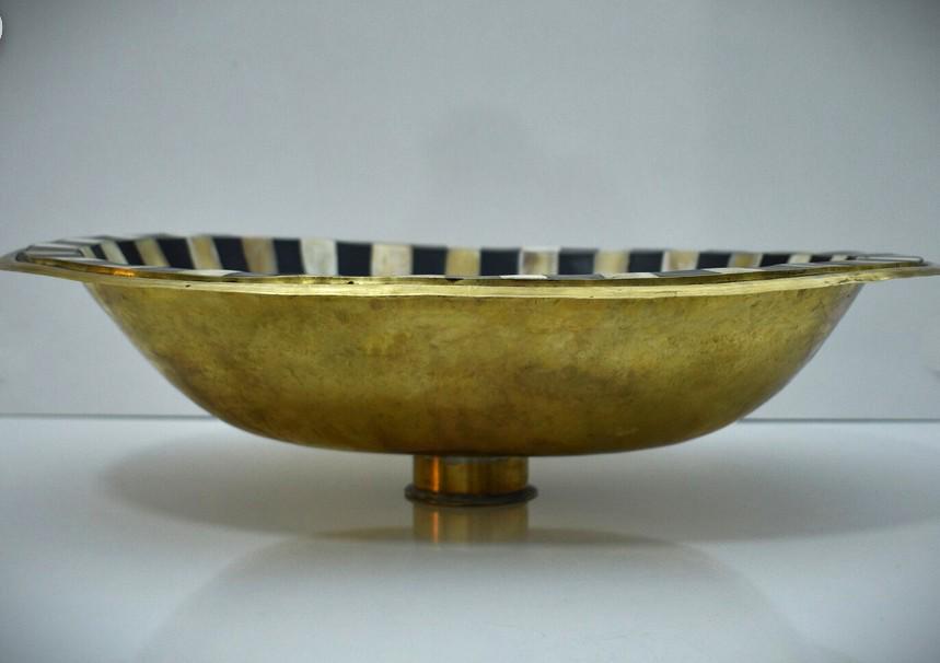 Vasque en laiton marocaine – Vasque à poser en laiton massif et résine – Lavabo artisanal fait main – Salle de bain luxe