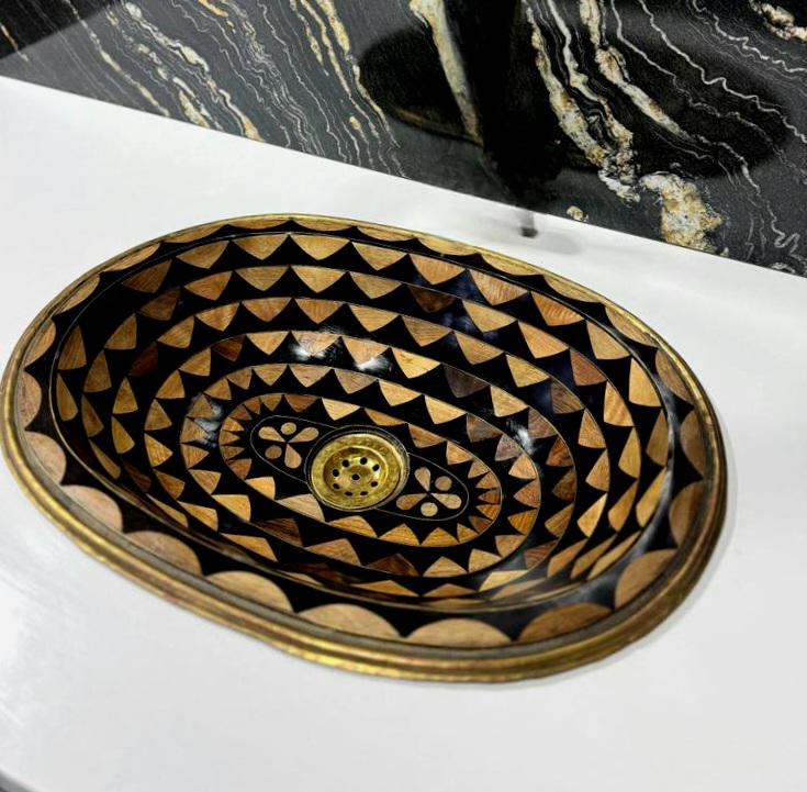 Vasque en laiton marocaine – Vasque à poser en laiton massif et résine – Lavabo artisanal fait main – Salle de bain luxe