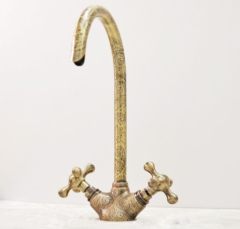 Robinet de cuisine et salle de bain en laiton gravé avec finition bronze - Lavabo de style fermier et vasque