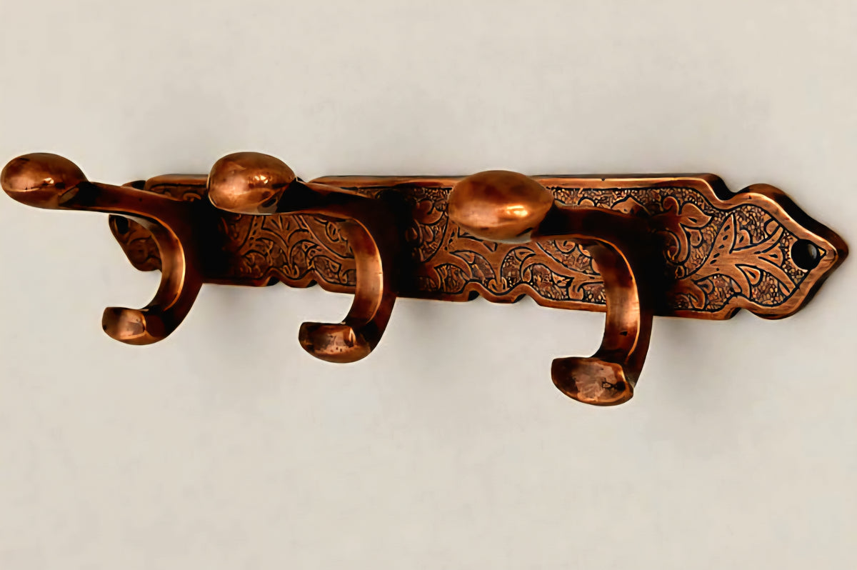 Porte manteau en cuivre ,patère murale antique à 3 crochets